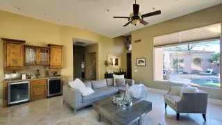 Photo #3: 6003636 Listing
