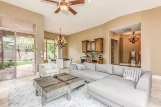 Photo #5: 6003636 Listing