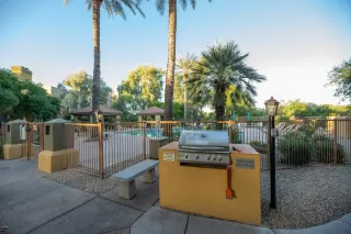 Photo #5: 6004460 Listing