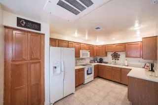 Photo #5: 6004552 Listing 