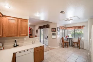 Photo #6: 6004552 Listing 