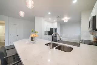 Photo #4: 6004696 Listing 