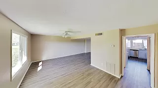 Photo #4: 6004822 Listing