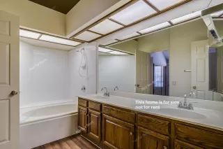 Photo #6: 6005223 Listing