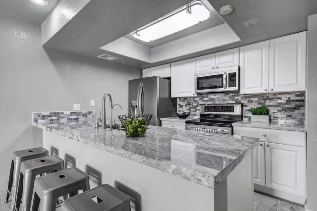 MLS: 6005595 Condo For Sale