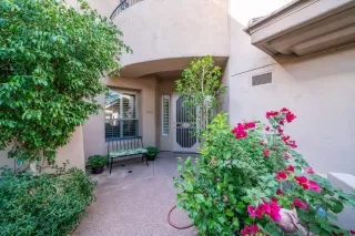 Photo #2: 6006042 Listing