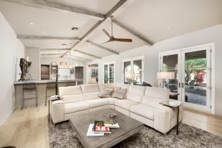 Photo #4: 6006740 Listing