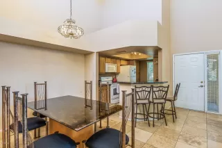Photo #4: 6006908 Listing
