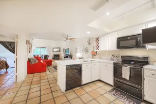 Photo #1: 6007225 Listing