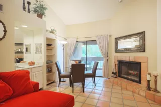 Photo #3: 6007225 Listing