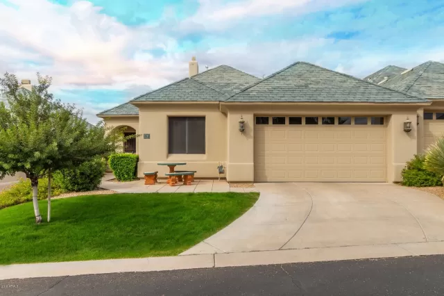 MLS: 6007254 Condo For Sale