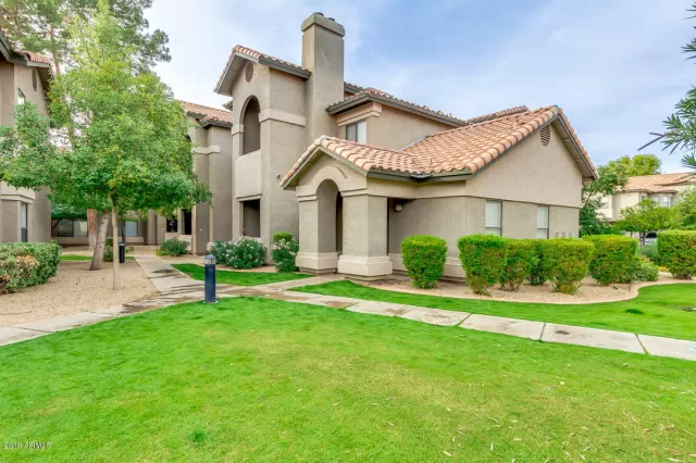 MLS: 6007426 Condo For Sale