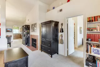 Photo #3: 6007472 Listing