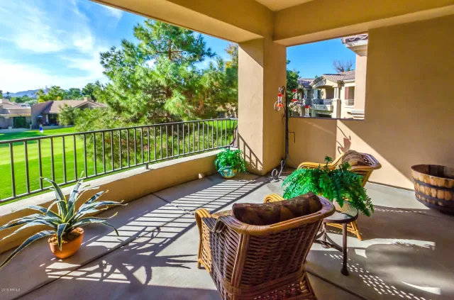 MLS: 6007568 Condo For Sale