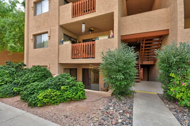 MLS: 6007580 Condo For Sale