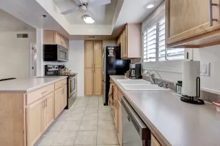 Photo #5: 6007580 Listing
