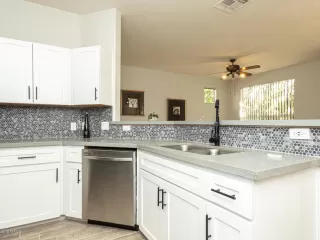 Photo #1: 6007660 Listing