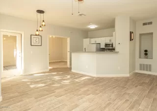 Photo #3: 6007660 Listing