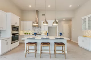 Photo #3: 6007866 Listing 