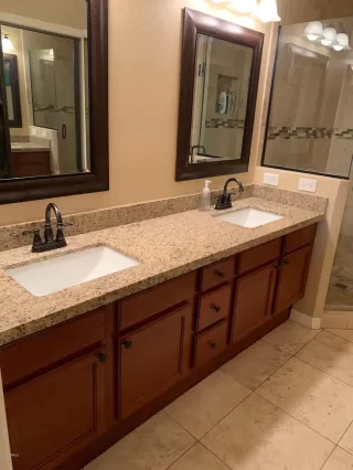 Photo #6: 6007950 Listing