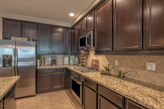 Photo #5: 6008032 Listing 