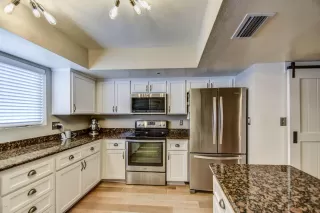 Photo #3: 6008312 Listing