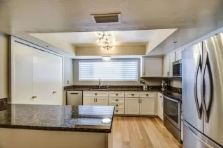 Photo #5: 6008312 Listing