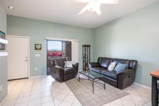 Photo #6: 6008887 Listing