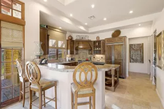 Photo #4: 6009021 Listing 