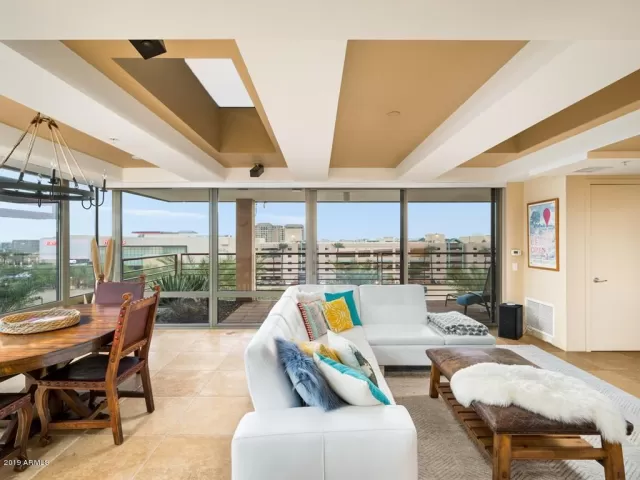 MLS: 6009062 Condo For Sale