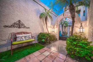 Photo #2: 6009262 Listing