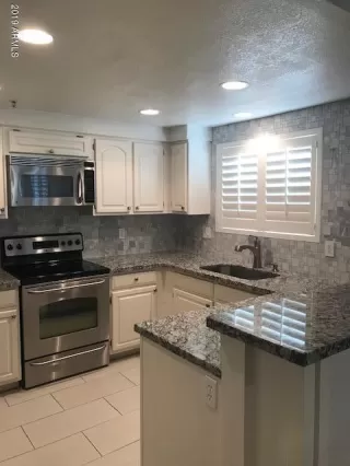 Photo #6: 6009360 Listing