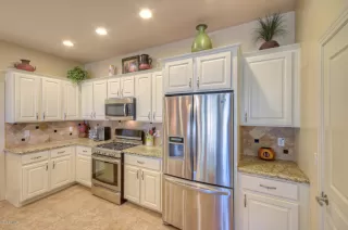 Photo #6: 6009584 Listing 