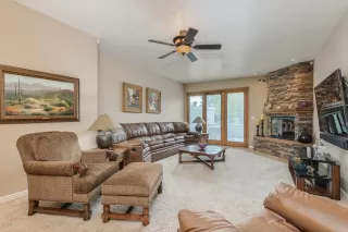 Photo #2: 6009678 Listing 