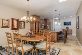 Photo #5: 6009678 Listing 