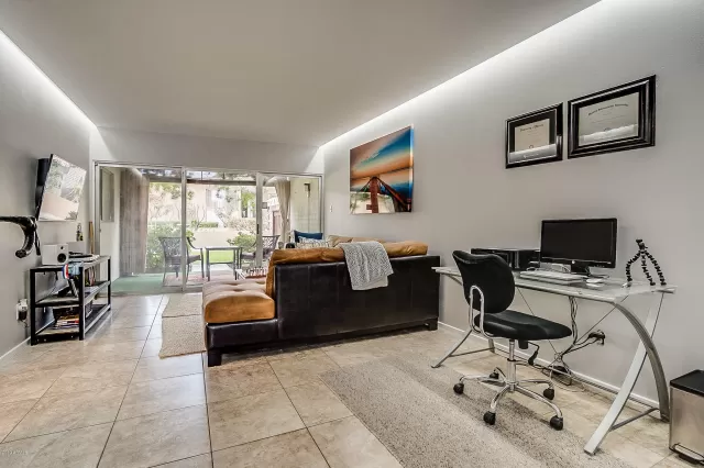 MLS: 6009877 Condo For Sale