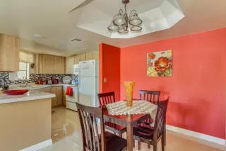 Photo #2: 6009887 Listing