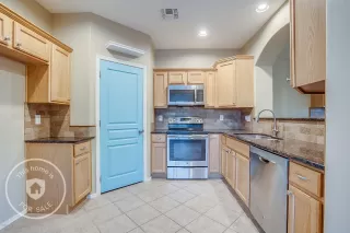 Photo #3: 6010550 Listing