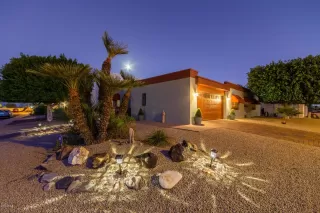 Photo #2: 6010748 Listing