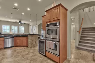 Photo #5: 6010754 Listing