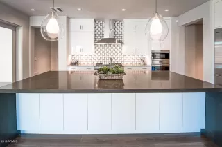 Photo #4: 6011033 Listing