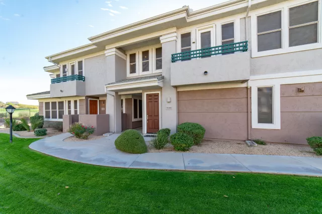 MLS: 6011115 Condo For Sale