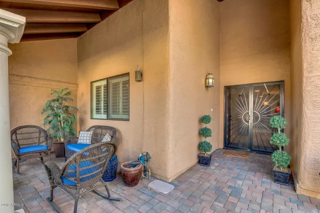 MLS: 6011149 Condo For Sale