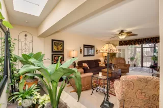 Photo #4: 6011149 Listing 