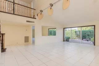 Photo #3: 6011414 Listing