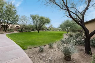 Photo #4: 6011448 Listing