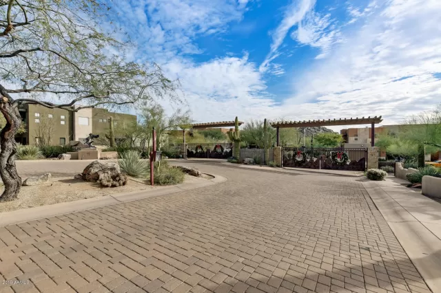 MLS: 6011625 Condo For Sale