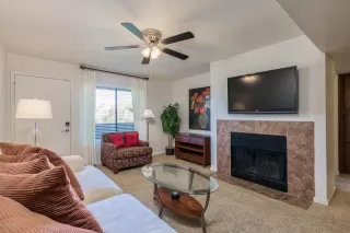 Photo #2: 6011626 Listing 