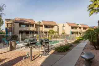 Photo #5: 6011626 Listing 