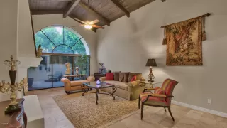 Photo #2: 6011834 Listing 